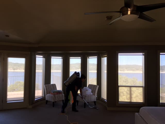 RoomByRoom Cleaning Services